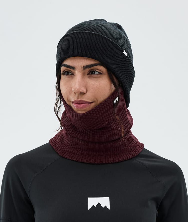 Classic Knitted Facemask Burgundy